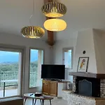 Vue En Avec Piscine Holiday home *