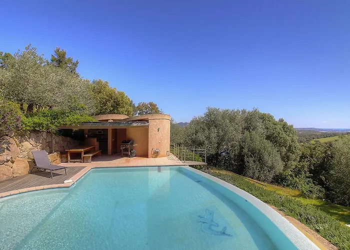 Vue En Avec Piscine Holiday home